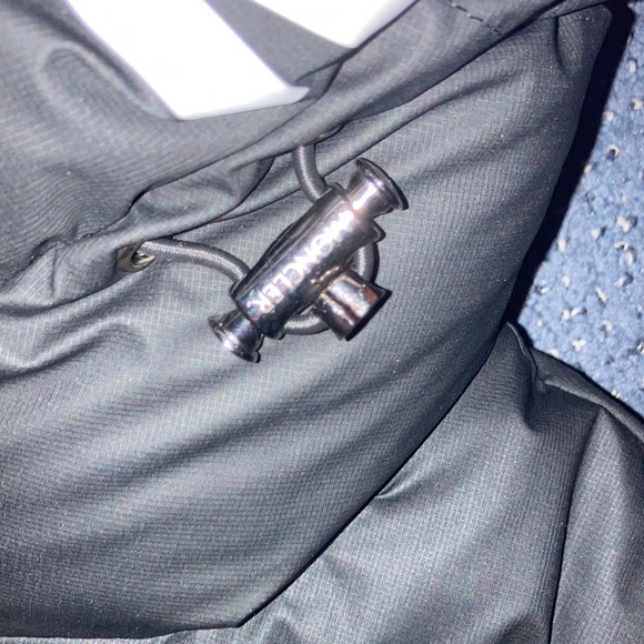 MONCLER - Picture 2 of 8